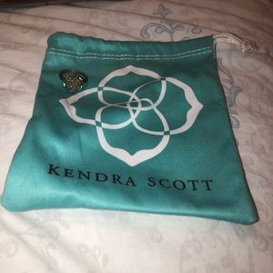 Kendra Scott ring